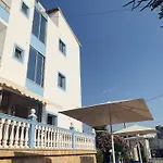 Esmeralda & Restaurant 2* Ksamil