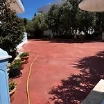 Hotel Esmeralda & Restaurant Ksamil