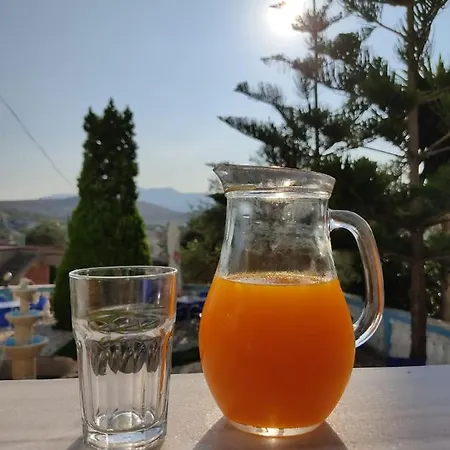 Szálloda Esmeralda & Restaurant Ksamil