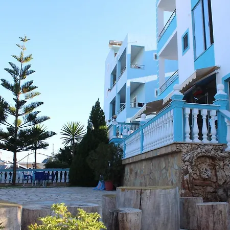 Esmeralda & Restaurant Hotell 2*