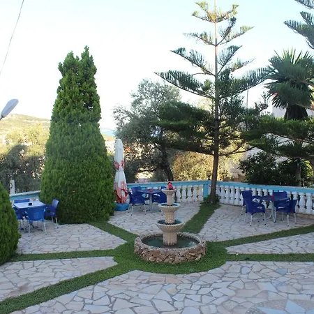 Esmeralda & Restaurant