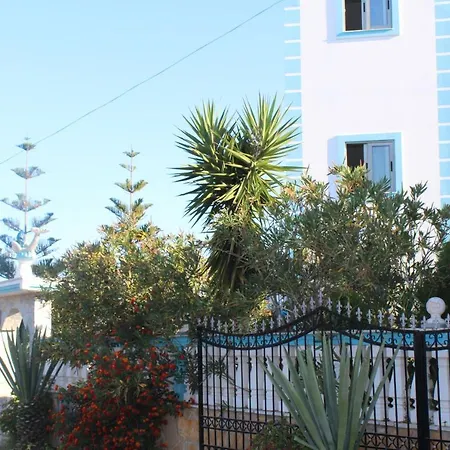 Hotell Esmeralda & Restaurant Ksamil