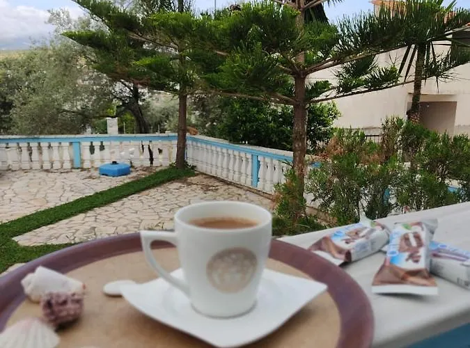 Esmeralda & Restaurant 2* קסאמיל