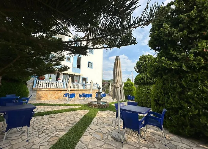 Hotel Esmeralda & Restaurant 2*