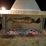 Hotel Esmeralda & Restaurant Ksamil