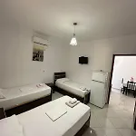 Hotel Esmeralda & Restaurant Ksamil