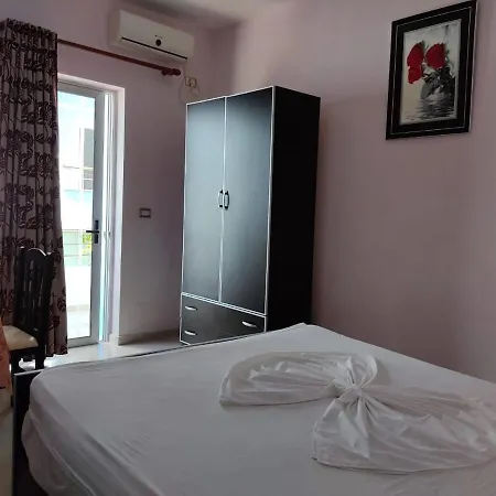 Hotel Esmeralda & Restaurant