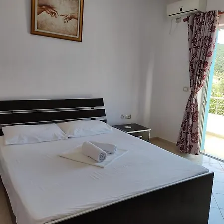 Hotel Esmeralda & Restaurant