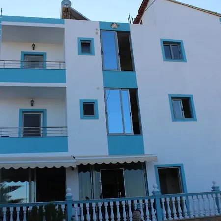 Esmeralda & Restaurant Ksamil