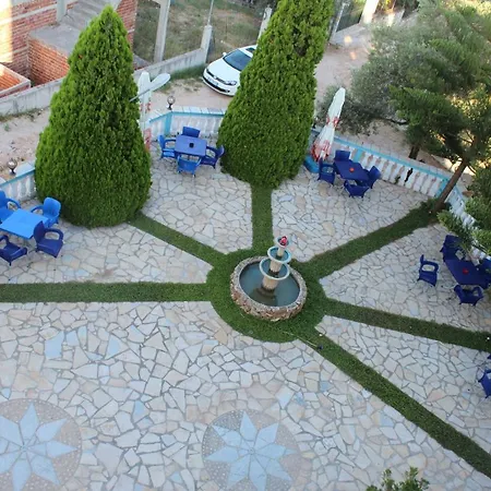 Hotel Esmeralda & Restaurant 2*