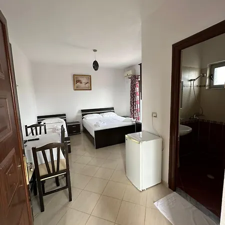 Hotel Esmeralda & Restaurant