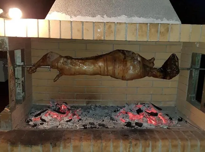 Hotel Esmeralda & Restaurant Ksamil