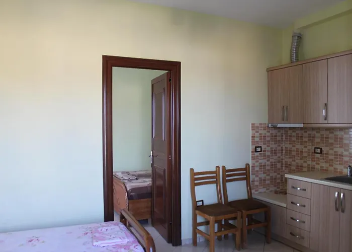 Esmeralda & Restaurant Hotel Ksamil