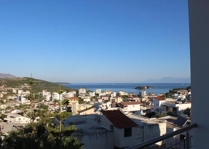 Esmeralda & Restaurant 2* Ksamil