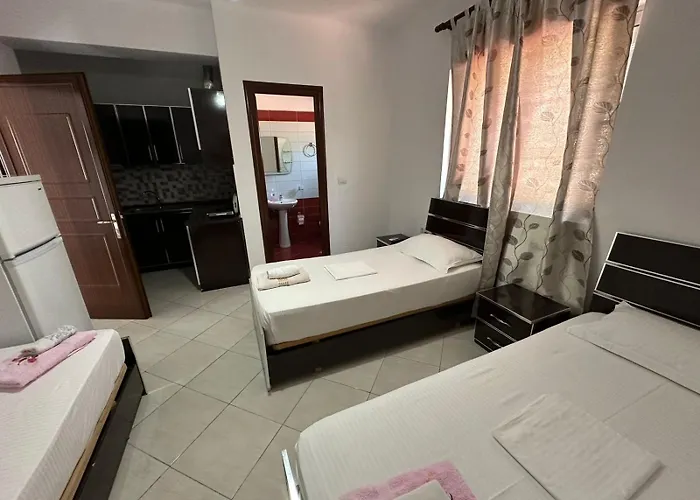 Esmeralda & Restaurant Hotel Ksamil