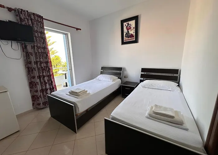 Esmeralda & Restaurant 2* Ksamil