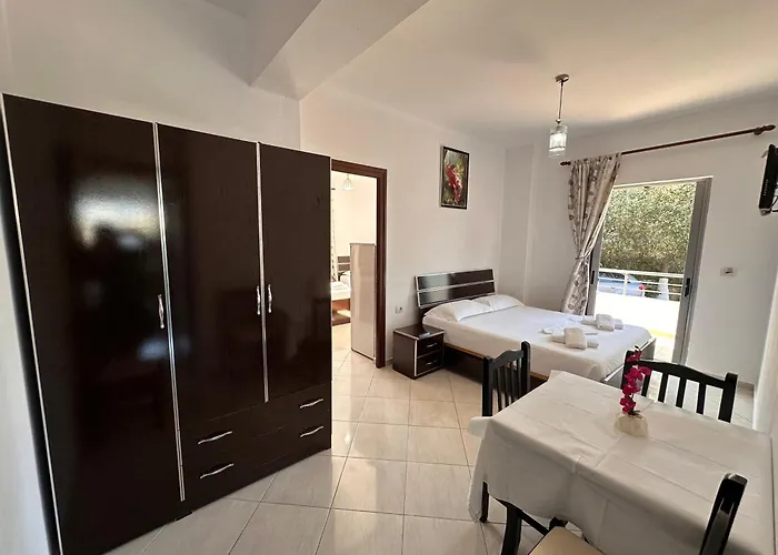 Esmeralda & Restaurant