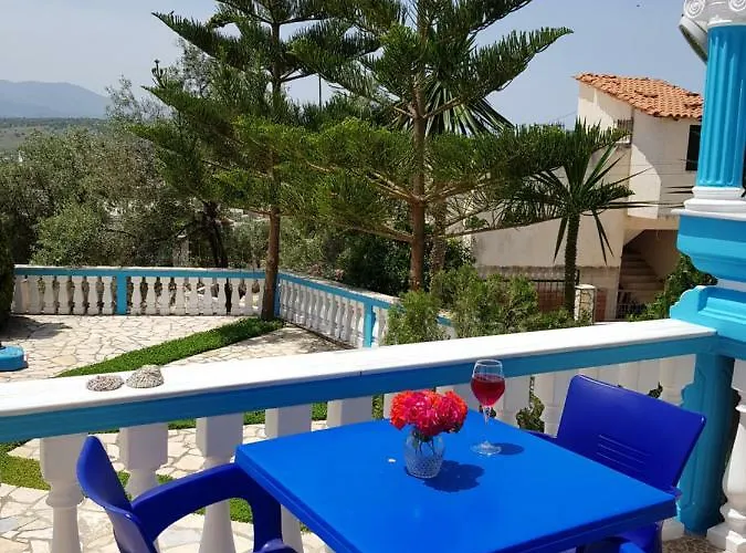 Esmeralda & Restaurant Hotel