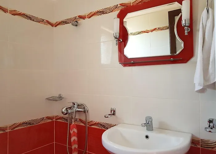 Esmeralda & Restaurant Hotel Ksamil